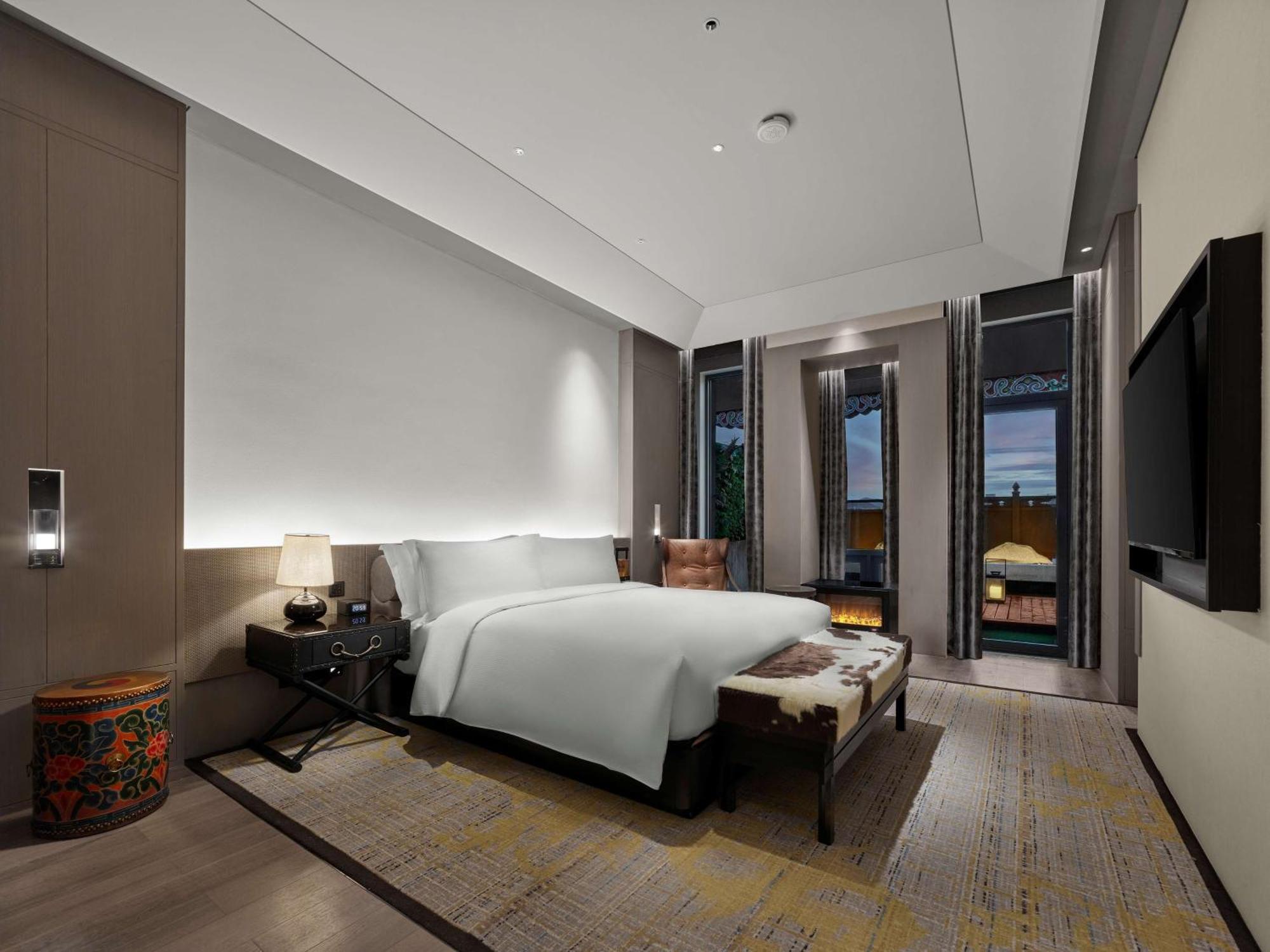 Hilton Shigatse Hotell Xigaze Exteriör bild
