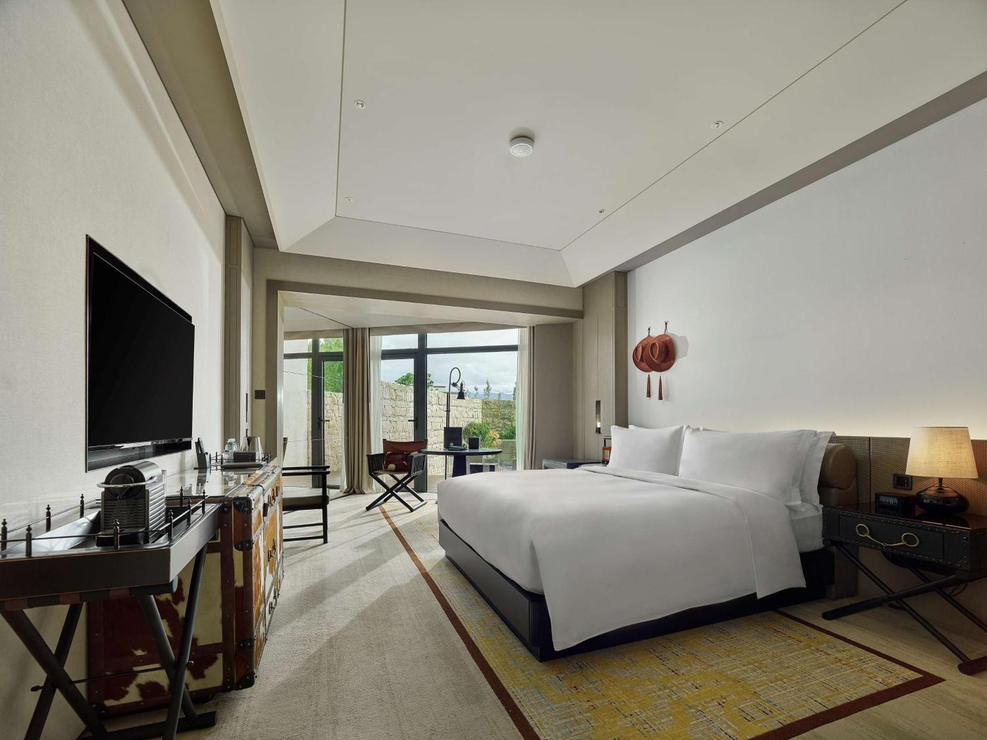 Hilton Shigatse Hotell Xigaze Exteriör bild