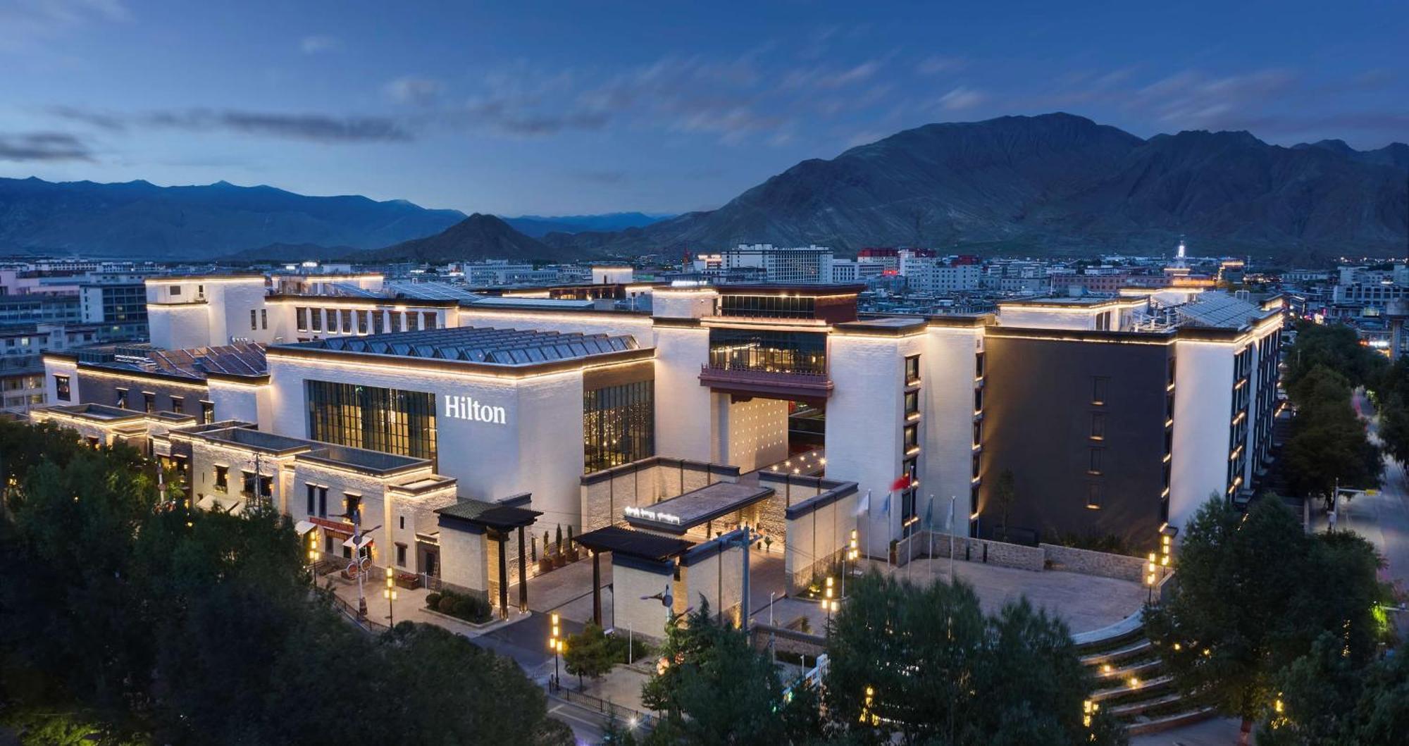 Hilton Shigatse Hotell Xigaze Exteriör bild
