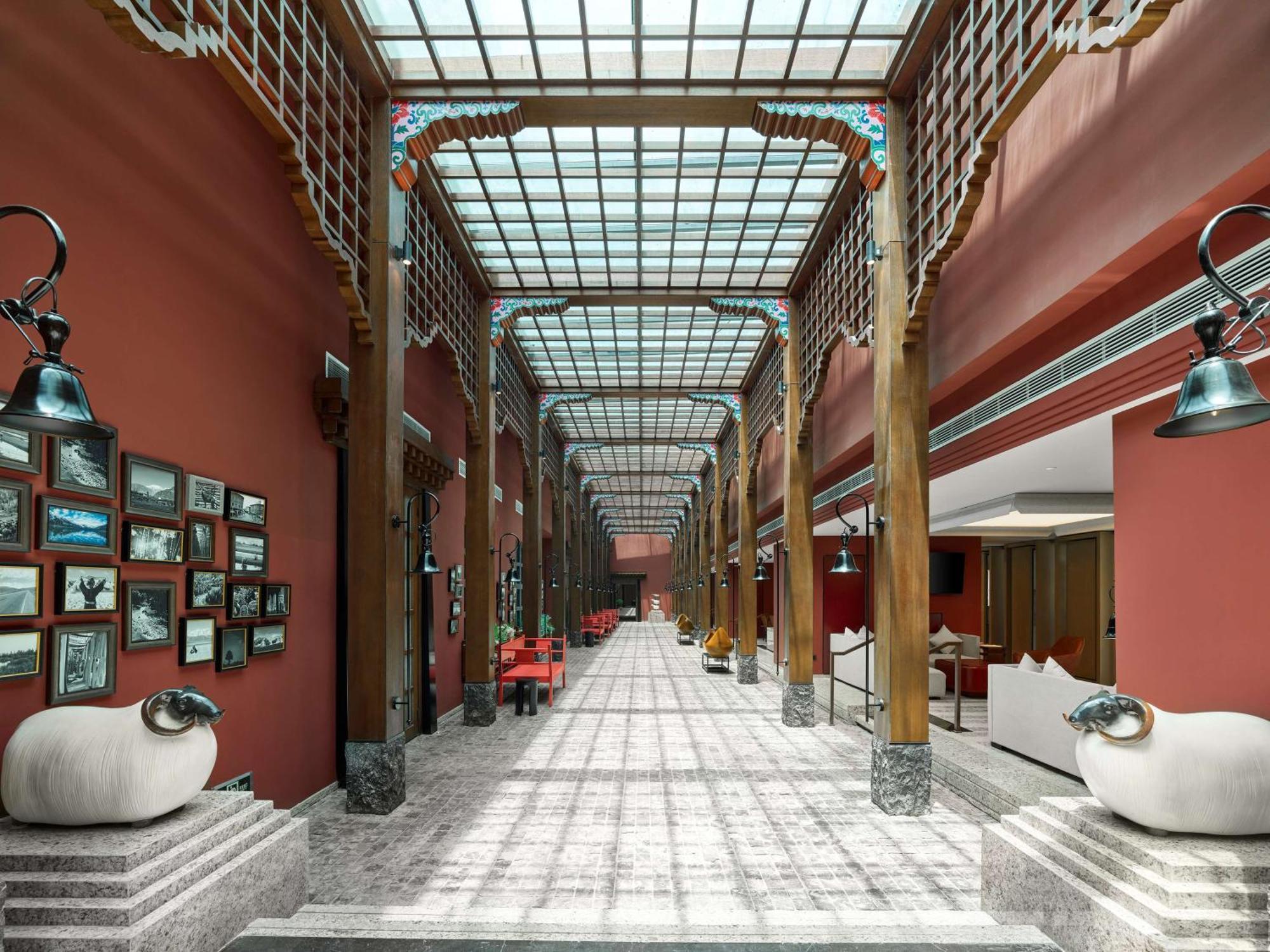 Hilton Shigatse Hotell Xigaze Exteriör bild