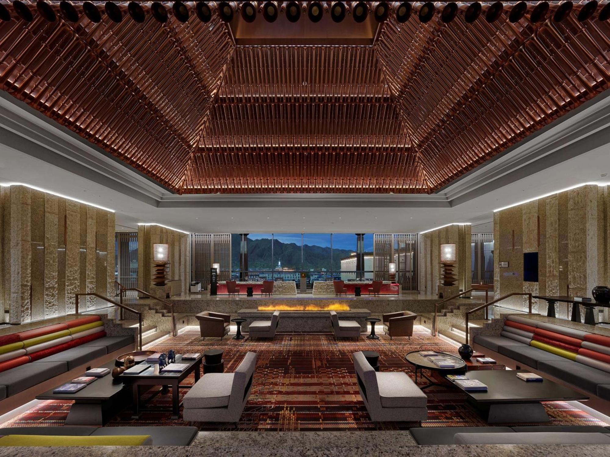 Hilton Shigatse Hotell Xigaze Exteriör bild